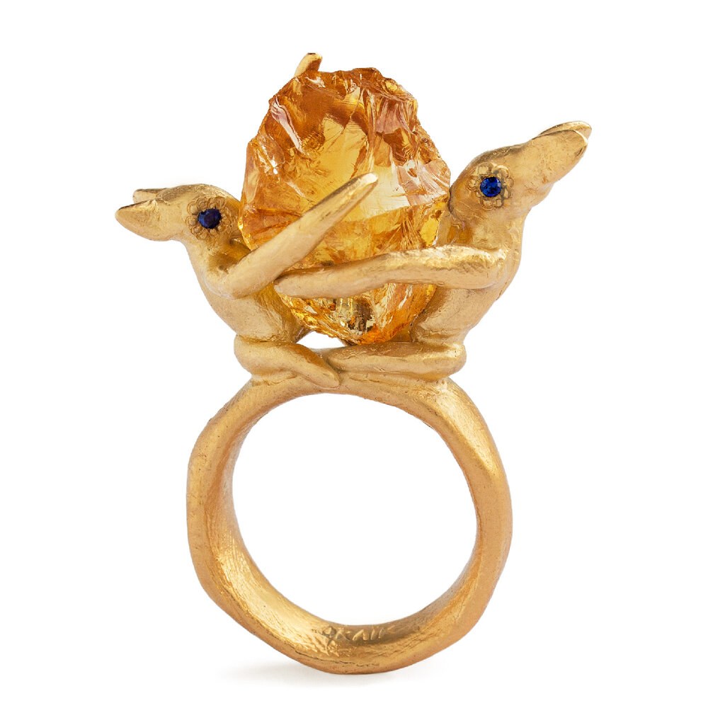 oraik golden ring two rabits holding gemstone